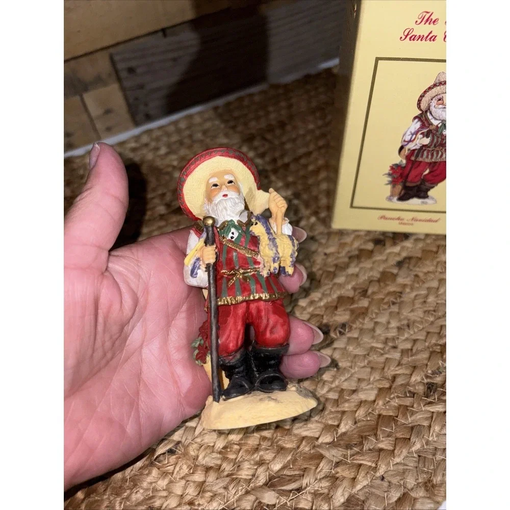 The International Santa Claus Collection Mexico 